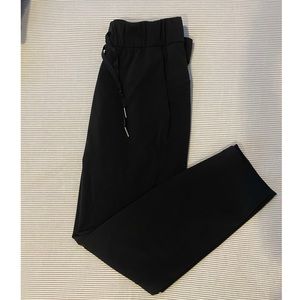 Lululemon 7/8 On The Fly Pants
